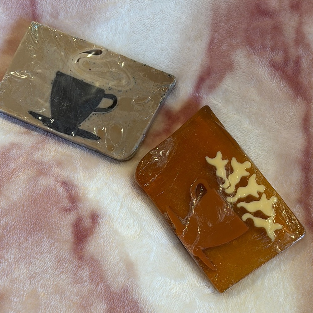 Coffee Goat Milk and Glycerin Soaps Set of 2 NWT Primatives Artisanal Soaps 6 oz